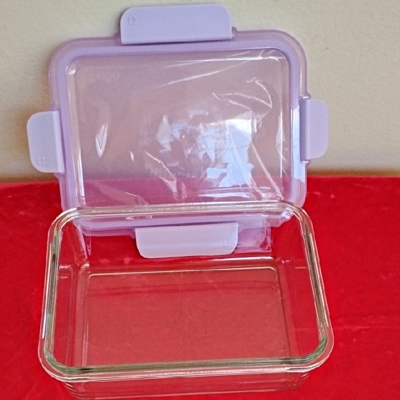 D- NWT Ello Glass Storage Container with Lavender Lid - Picture 5 of 11